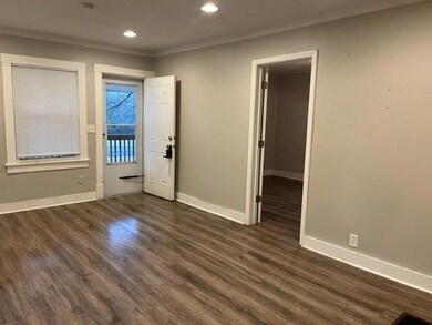 New floors, fresh paint!
