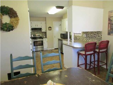 Notice the breakfast bar.