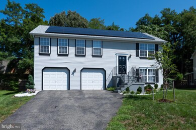 2002 Chita Ct, Temple Hills, MD 20748 - photo 3