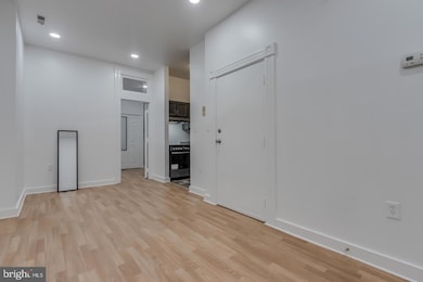 1113 N Calvert St, Baltimore, MD 21202 - photo 5