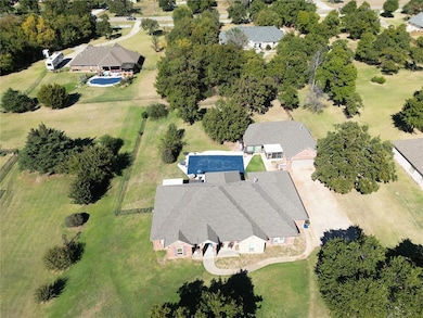 Birds eye view of property