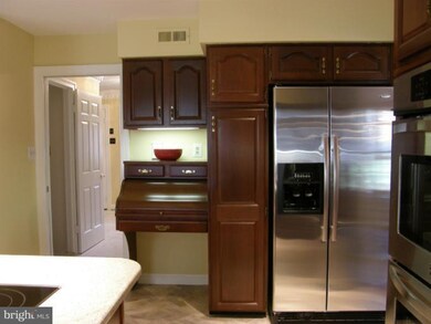 13922 Notley Rd, Silver Spring, MD 20904 - photo 7