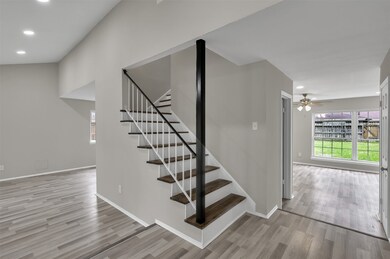 4410 Burkegate Dr, Spring, TX 77373 - photo 4