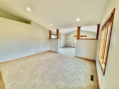 701 Simplicity Dr unit B, Ellendale, MN 56026 - photo 7