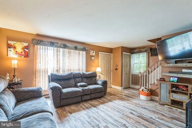 4 Jason Ln, Thorndale, PA 19372 - photo 2