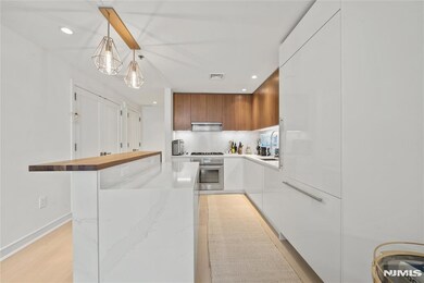 Maxwell Place unit 10G, Hoboken, NJ 07030 - photo 7