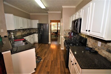 29110 Forest Hill Dr, Magnolia, TX 77355 - photo 4