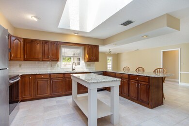 08-1112 Scyphers St NE