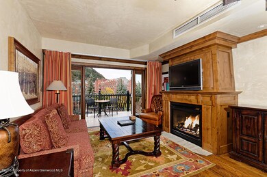 Grand Hyatt Aspen Unit 48B4 Web 01
