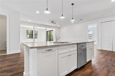 810 Lystra Ave, Fort Myers, FL 33913 - photo 7