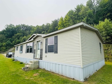 670 Simino Ln, Irasburg, VT 05845 - photo 3