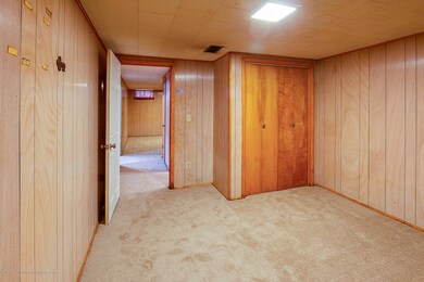 200 E Syringa Dr, Lansing, MI 48910 - photo 4