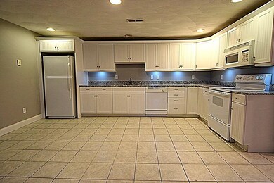 104 Norton Ave unit 19, South Easton, MA 02375 - photo 2