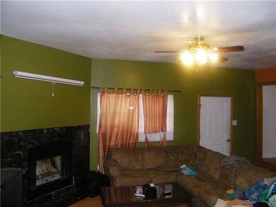 Den/Family/Great Room.