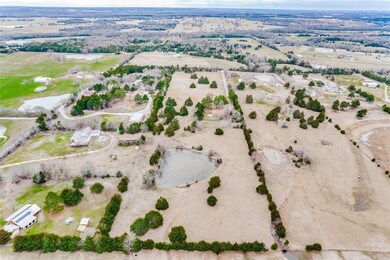 917 Jim Lamb Rd, Sherman, TX 75090 - photo 4