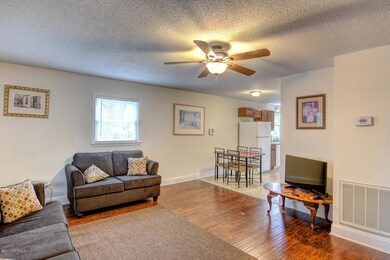 805 N 5th Ave Wilmington NC-large-006-4-