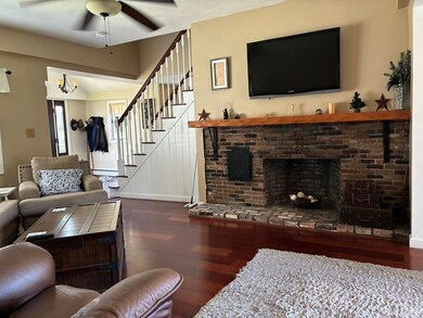 40 Weaver St unit C, West Wareham, MA 02576 - photo 5