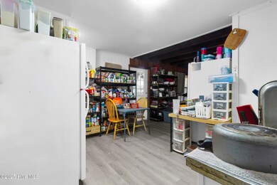 110 Miller Blvd, Havelock, NC 28532 - photo 4