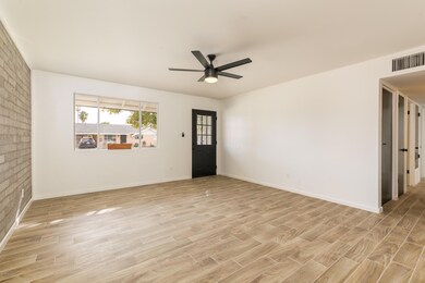 3534 W El Camino Dr-8