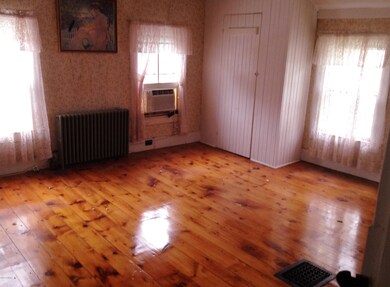 207 W Catharine St, Milford, PA 18337 - photo 5