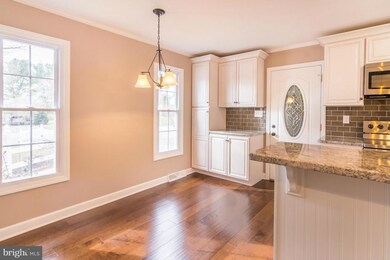 522 Tanglewood Dr, Sykesville, MD 21784 - photo 7