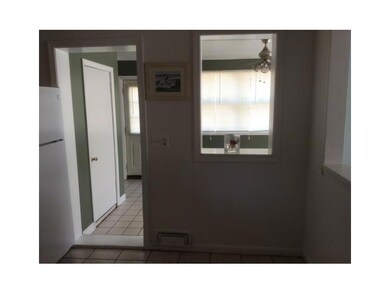 7 Lincoln Ave, Warwick, RI 02888 - photo 4