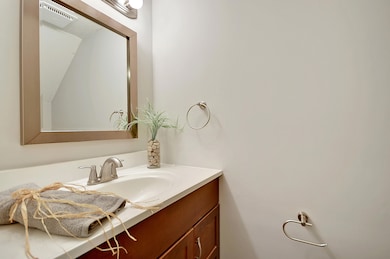 CREM_2362 Parsonage Unit 12C_008