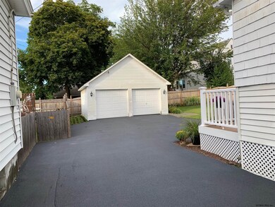 47 109th St, Troy, NY 12182 - photo 5