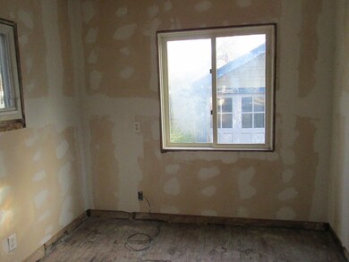 2024 Duiker Ave NE, Grand Rapids, MI 49505 - photo 2