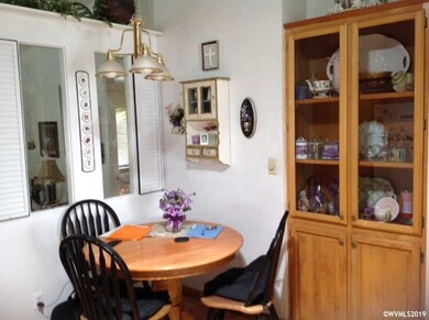 5094 Briarwood Cir N unit 3, Keizer, OR 97303 - photo 3