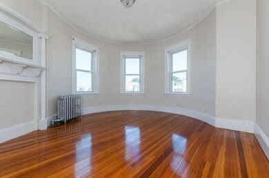 40 Barry St, Dorchester, MA 02125 - photo 5