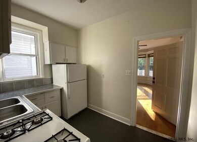 41 S Manning Blvd unit 2nd Floor Front, Albany, NY 12203 - photo 5