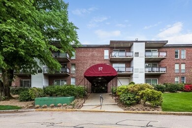 57 Broadlawn Park unit 25A, Chestnut Hill, MA 02467 - photo 3
