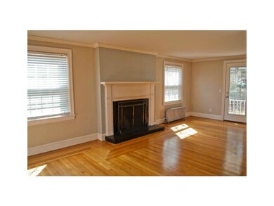 Living Room. working wood fireplace