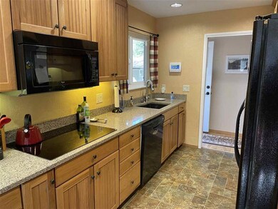 4109 Alpine St, Dunsmuir, CA 96025 - photo 6