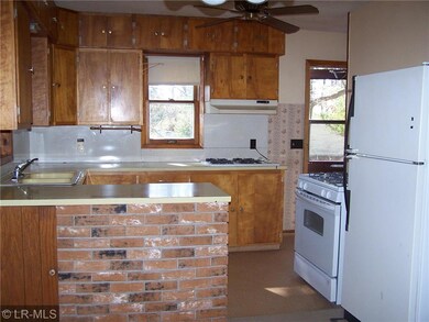 3 Kitchen