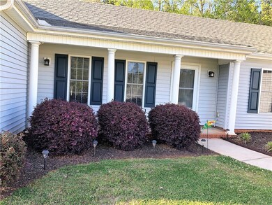 305 Royal Ave, Walhalla, SC 29691 - photo 3