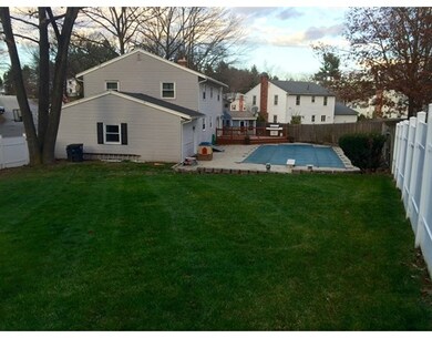 14 Rugby Rd, Nashua, NH 03063 - photo 4