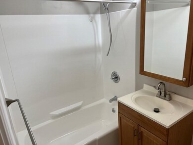 600 Governors Dr unit 17, Winthrop, MA 02152 - photo 3