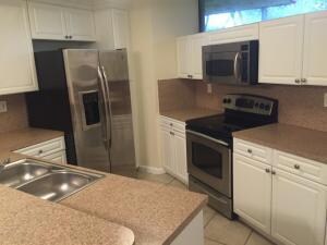 8177 Severn Dr unit D, Boca Raton, FL 33433 - photo 2