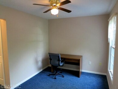 2309 Dean Lake Ave NE, Grand Rapids, MI 49505 - photo 7