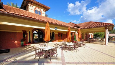 club_house_patio_area_s