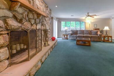15 Rhea Rd Port Monmouth NJ-large-016-8-