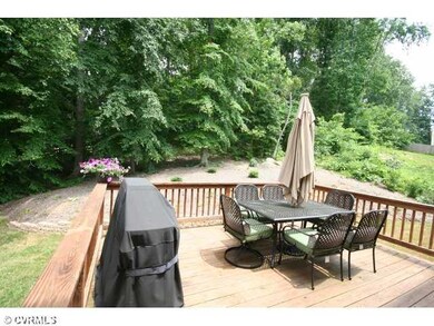 Exterior Back - NO SKIMPING HERE, 16X14 DECK!