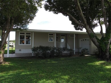 36736 Camelia Ct, Zephyrhills, FL 33542 - photo 4