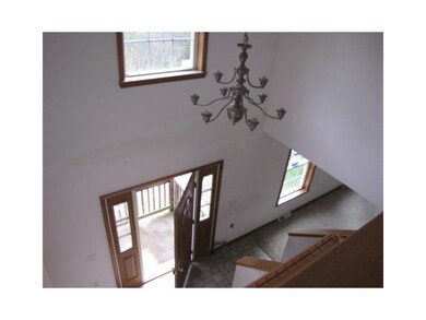 Entry/Foyer.