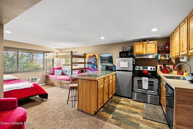 216 Mogul Hill Rd unit 8, Sandpoint, ID 83864 - photo 3