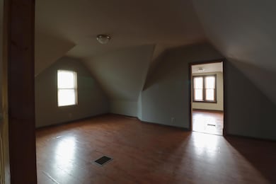 1314 N 22nd St, Milwaukee, WI 53205 - photo 6