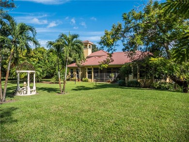 136 Hickory Rd, Naples, FL 34108 - photo 5