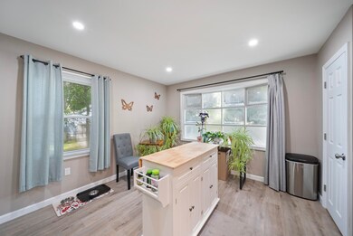 12 Lunar Ln, Nashua, NH 03062 - photo 5